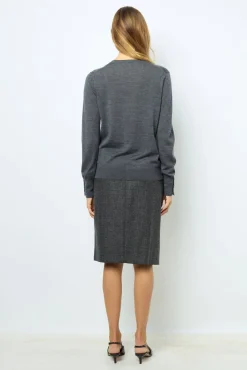 Hot Fine wool round neck sweater - JADE Knitwear