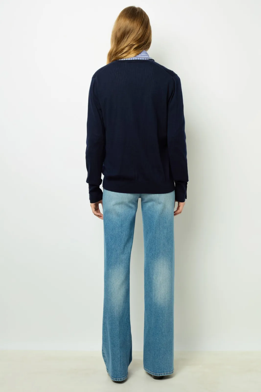 Hot Fine wool V-neck sweater - JULIETTE Knitwear