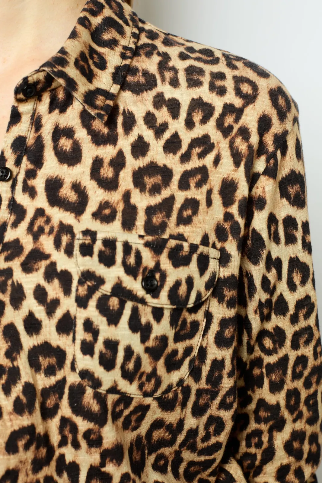 Hot Leopard print shirt - ANNELAURE Tops & T-Shirts