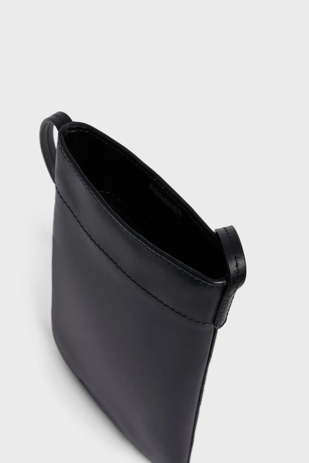 Outlet Phoneholder in crumpled leather - LADYPHONE Leather Goods